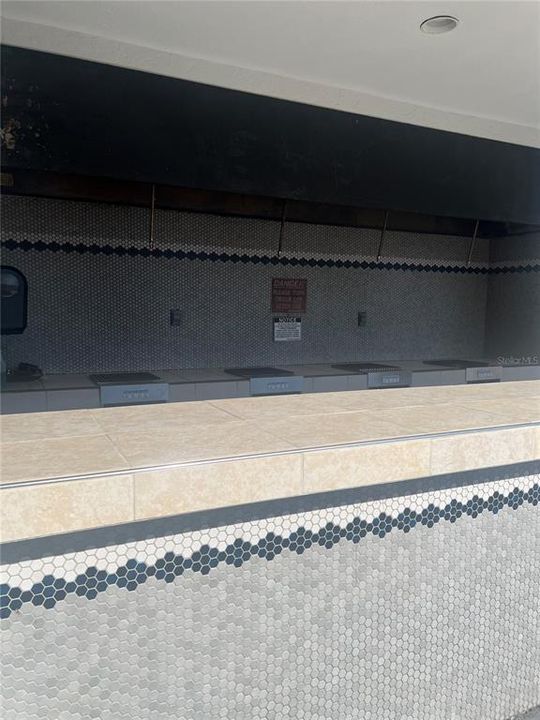 En Venta: $265,000 (3 camas, 2 baños, 1465 Pies cuadrados)