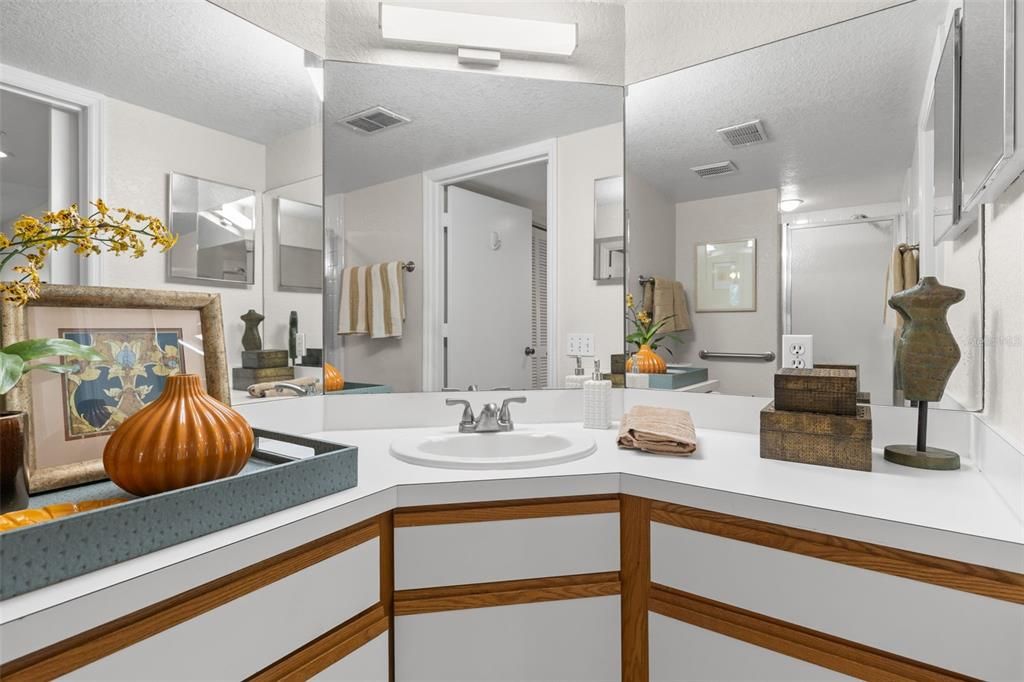 En Venta: $265,000 (3 camas, 2 baños, 1465 Pies cuadrados)