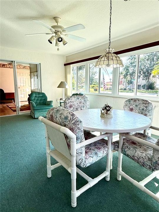 For Sale: $289,000 (3 beds, 2 baths, 1685 Square Feet)