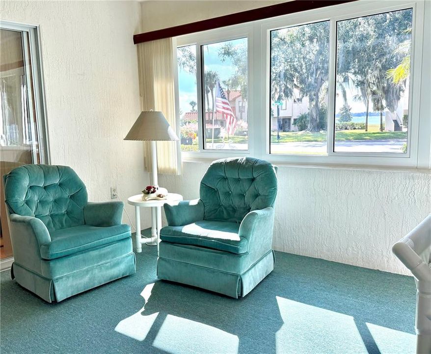 For Sale: $289,000 (3 beds, 2 baths, 1685 Square Feet)