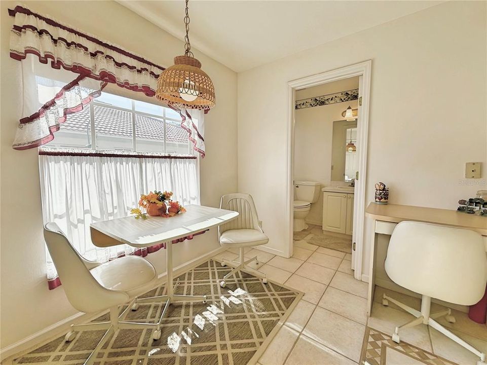 For Sale: $289,000 (3 beds, 2 baths, 1685 Square Feet)