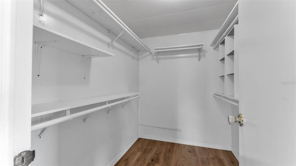 待售: $189,000 (2 贝兹, 2 浴室, 1144 平方英尺)