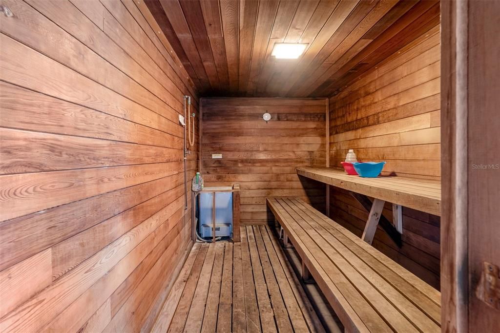 待售: $189,000 (2 贝兹, 2 浴室, 1144 平方英尺)