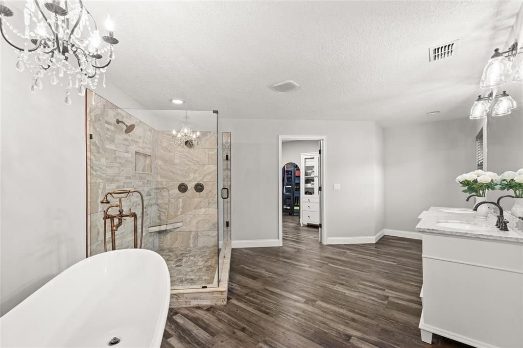 На продажу: $775,000 (3 спален, 2 ванн, 2455 Квадратных фут)