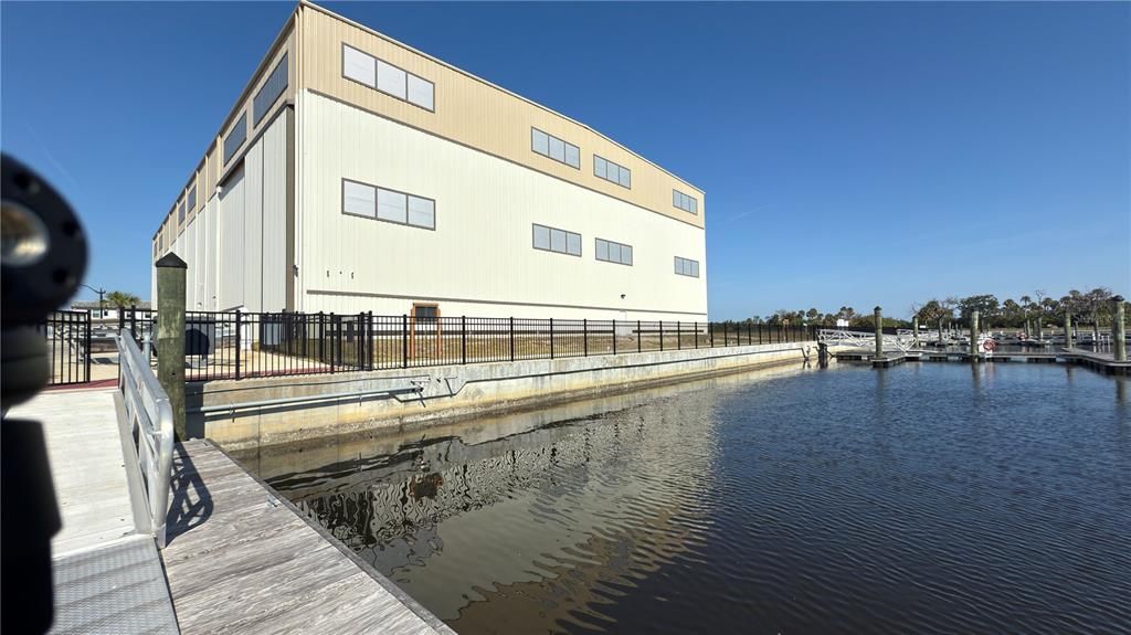 待售: $149,900 (0.16 acres)