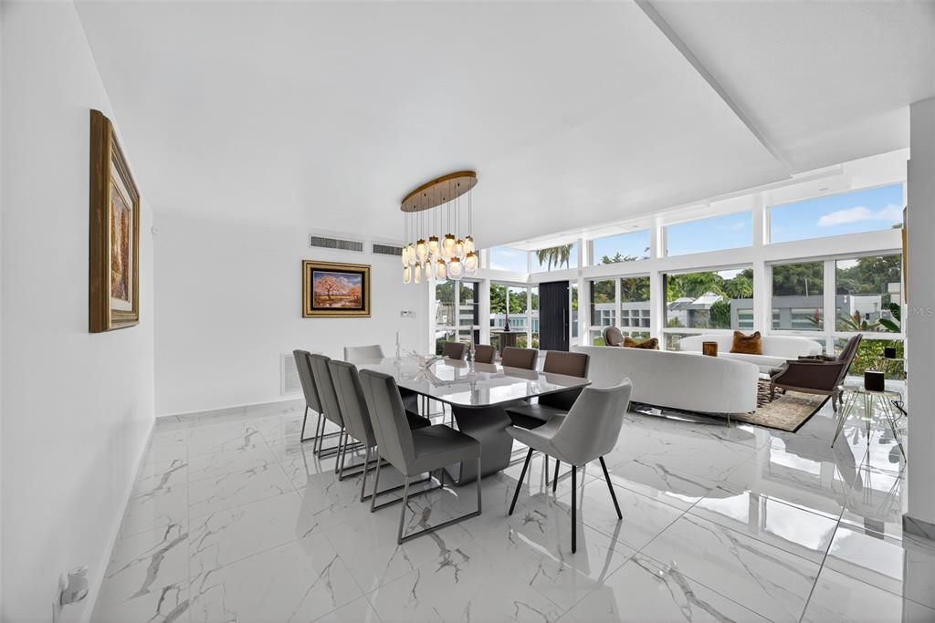 На продажу: $2,250,000 (4 спален, 4 ванн, 3664 Квадратных фут)