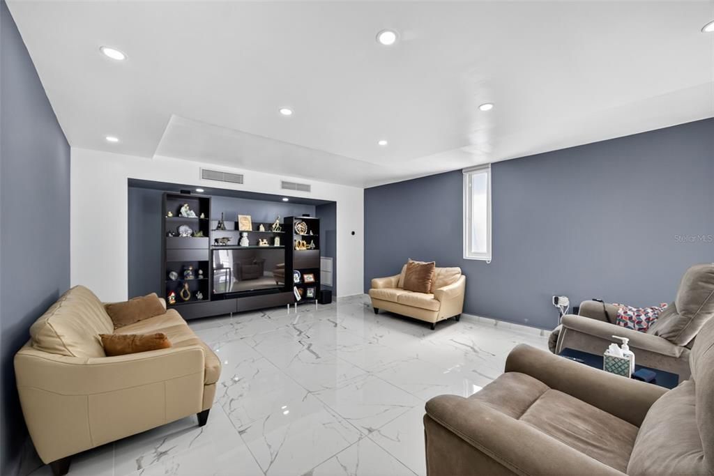 На продажу: $2,250,000 (4 спален, 4 ванн, 3664 Квадратных фут)