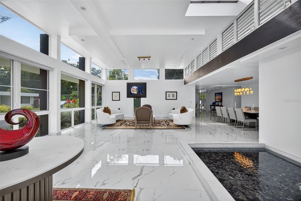 На продажу: $2,250,000 (4 спален, 4 ванн, 3664 Квадратных фут)