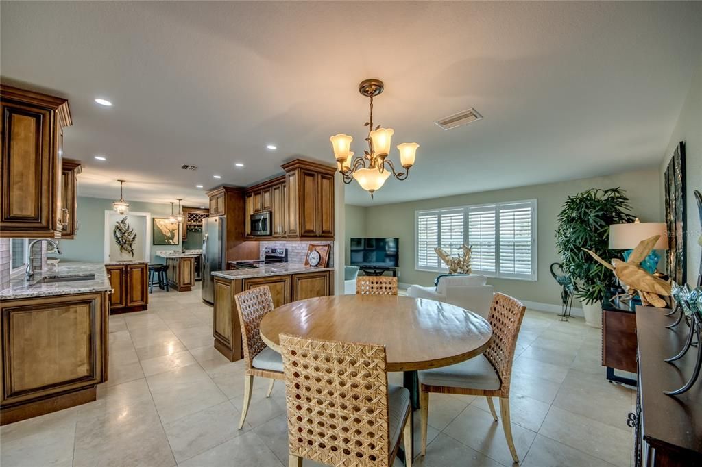 For Sale: $659,900 (3 beds, 2 baths, 1822 Square Feet)