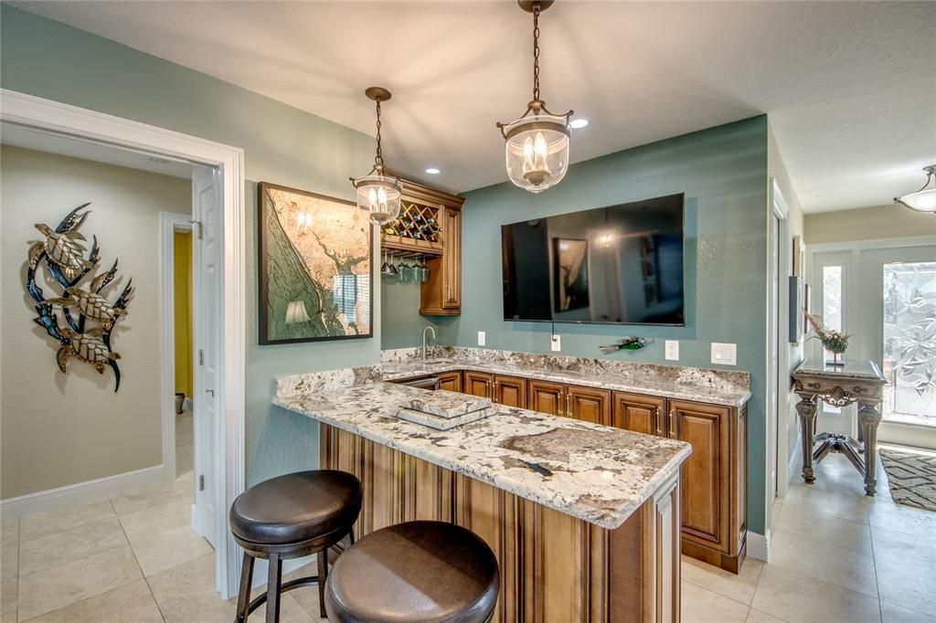 For Sale: $659,900 (3 beds, 2 baths, 1822 Square Feet)