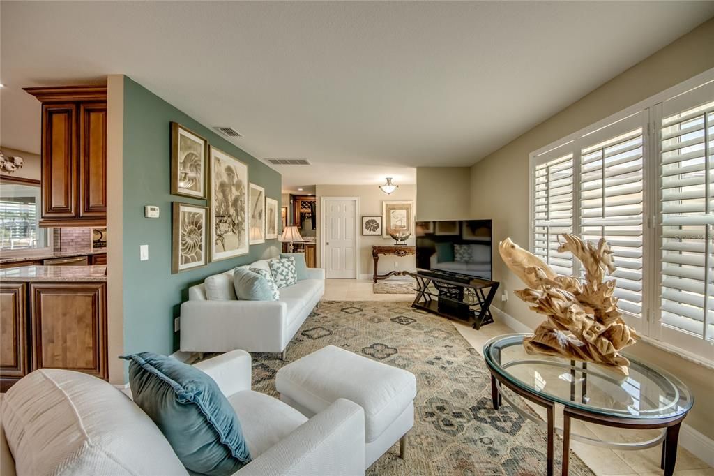 For Sale: $659,900 (3 beds, 2 baths, 1822 Square Feet)