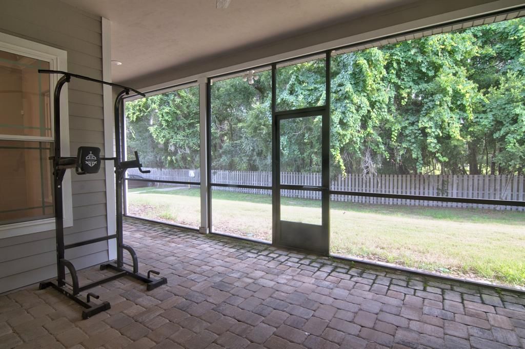 出租: $3,200 (4 贝兹, 3 浴室, 2348 平方英尺)