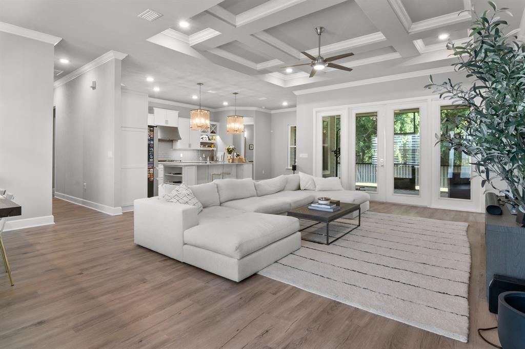 出租: $3,200 (4 贝兹, 3 浴室, 2348 平方英尺)