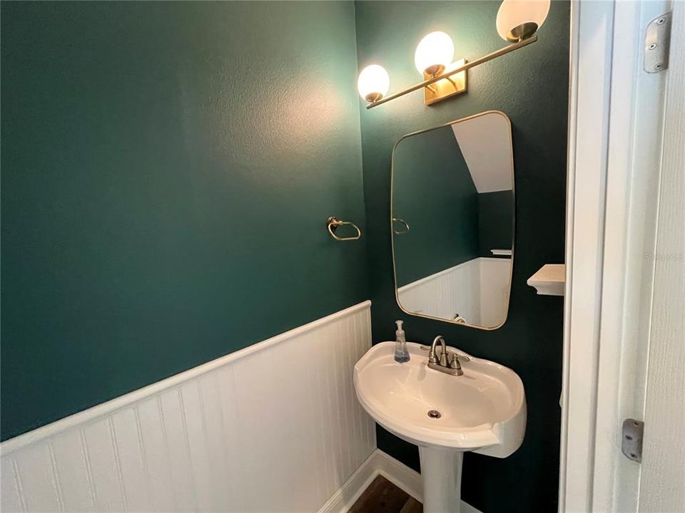 For Rent: $2,867 (3 beds, 2 baths, 1747 Square Feet)