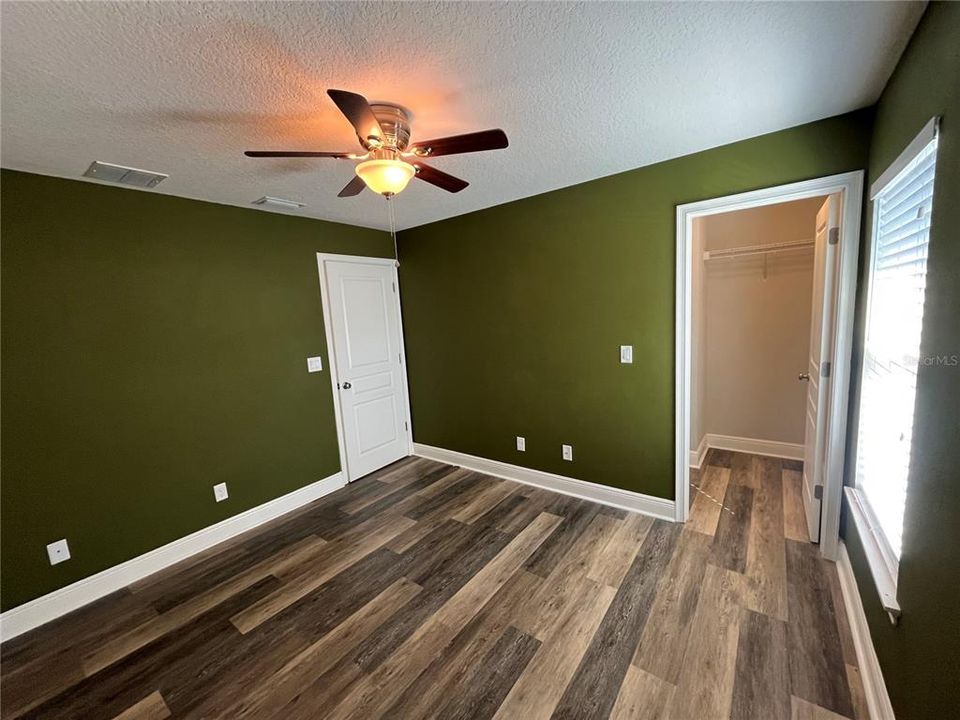 For Rent: $2,867 (3 beds, 2 baths, 1747 Square Feet)