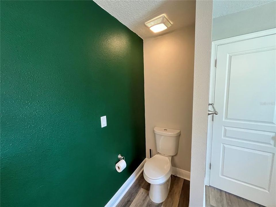 For Rent: $2,867 (3 beds, 2 baths, 1747 Square Feet)
