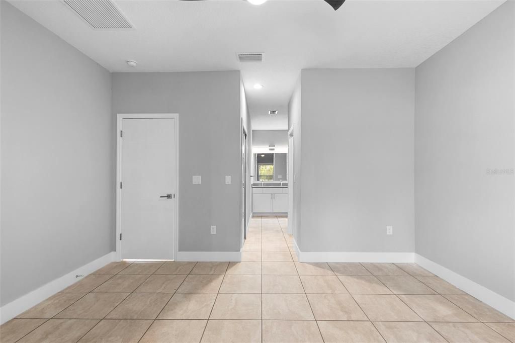 En Venta: $315,000 (3 camas, 2 baños, 1271 Pies cuadrados)