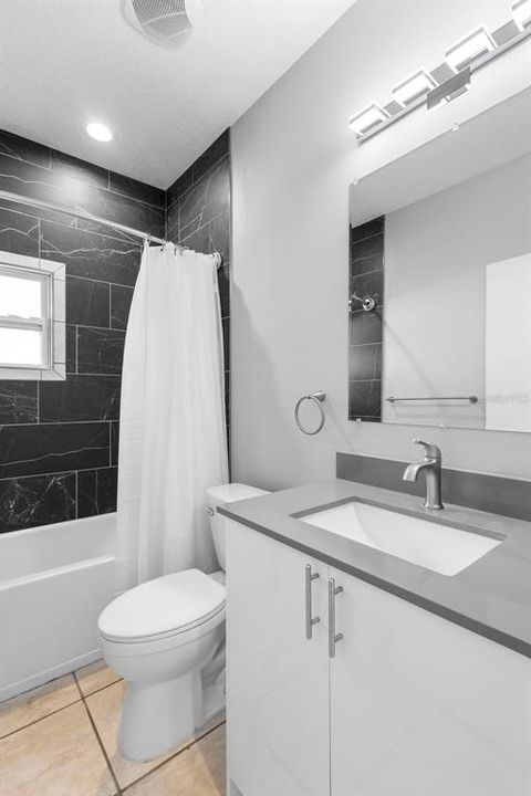 En Venta: $315,000 (3 camas, 2 baños, 1271 Pies cuadrados)