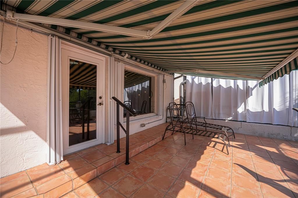 待售: $250,000 (3 贝兹, 2 浴室, 1786 平方英尺)