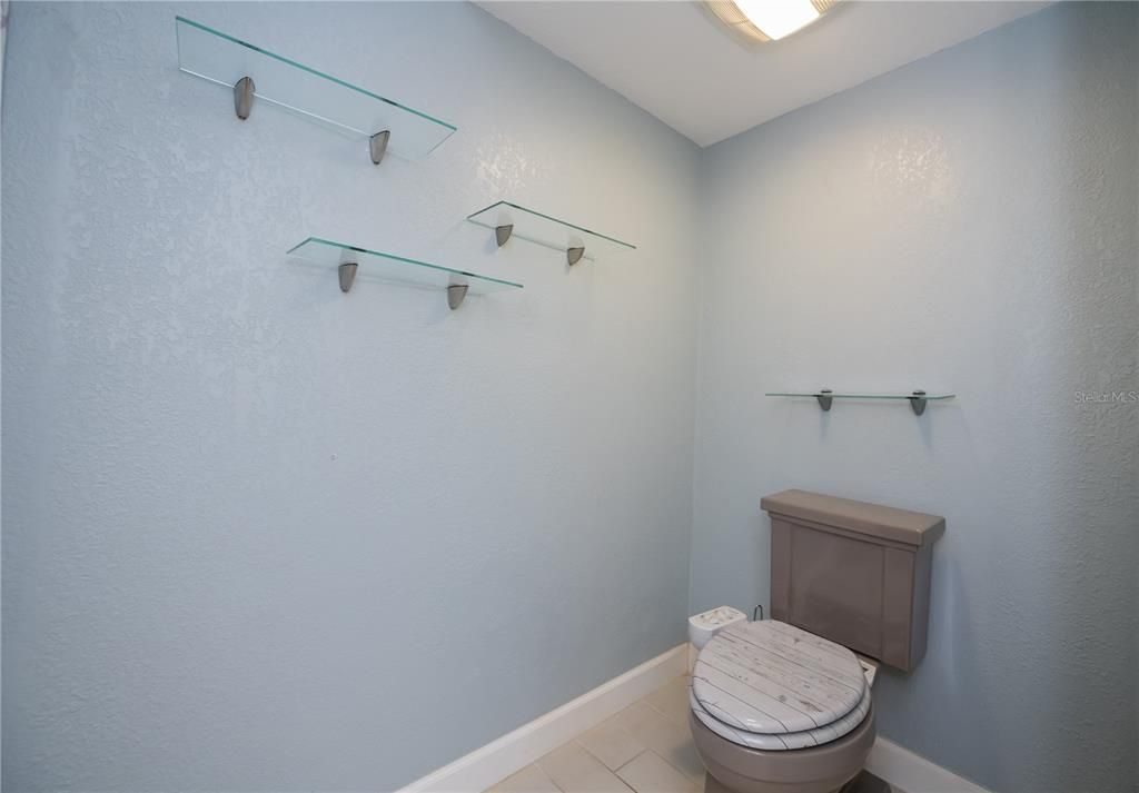 待售: $250,000 (3 贝兹, 2 浴室, 1786 平方英尺)