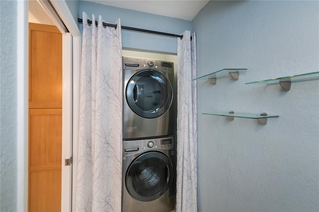 待售: $250,000 (3 贝兹, 2 浴室, 1786 平方英尺)