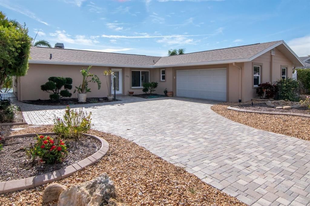 En Venta: $1,200,000 (3 camas, 2 baños, 2111 Pies cuadrados)