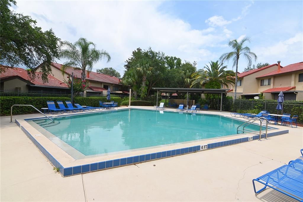 待售: $239,000 (2 贝兹, 2 浴室, 1002 平方英尺)