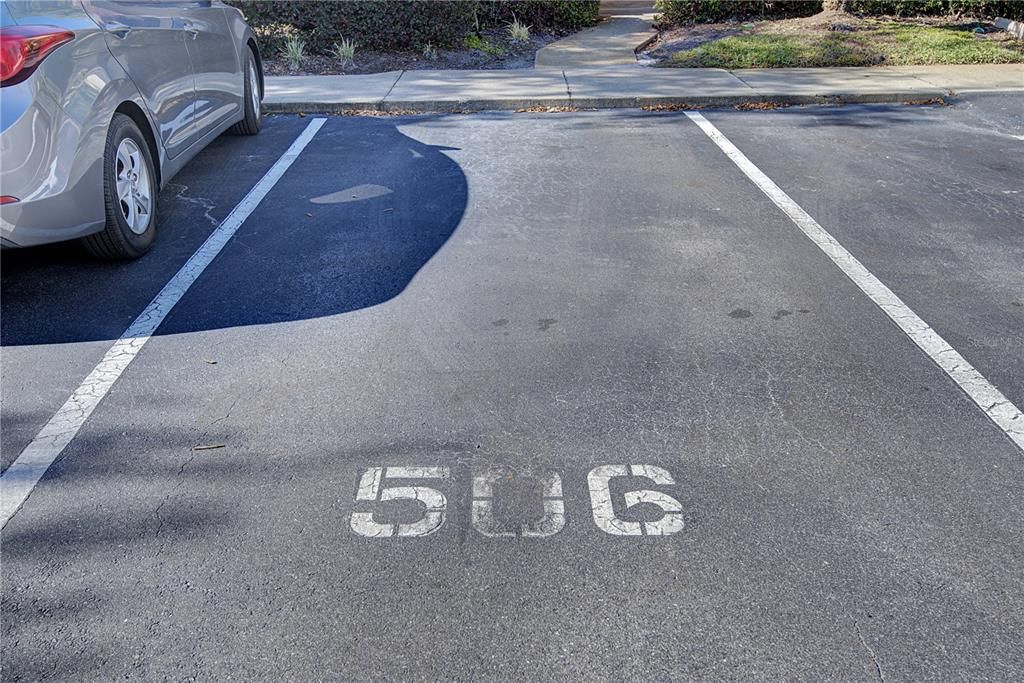 待售: $239,000 (2 贝兹, 2 浴室, 1002 平方英尺)