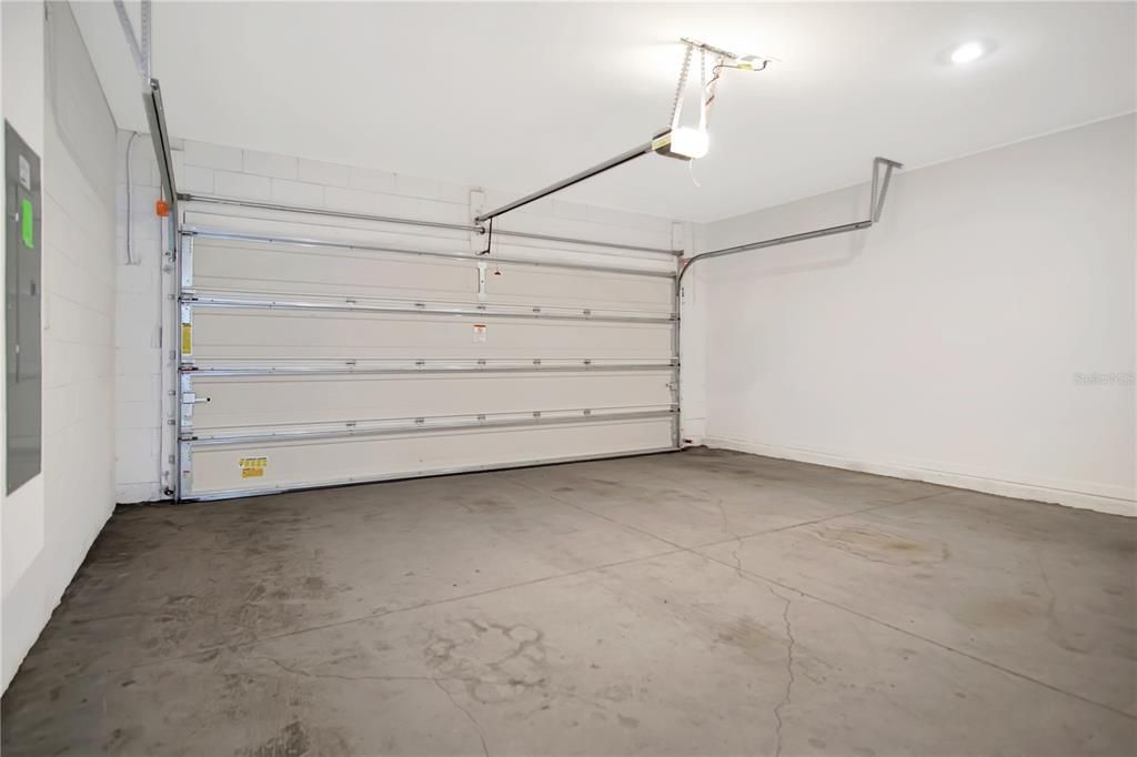 For Rent: $1,750 (3 beds, 2 baths, 1552 Square Feet)