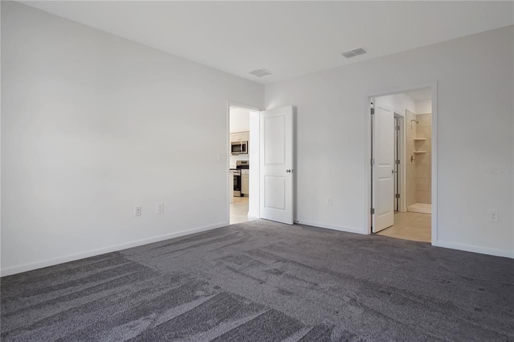 For Rent: $1,750 (3 beds, 2 baths, 1552 Square Feet)