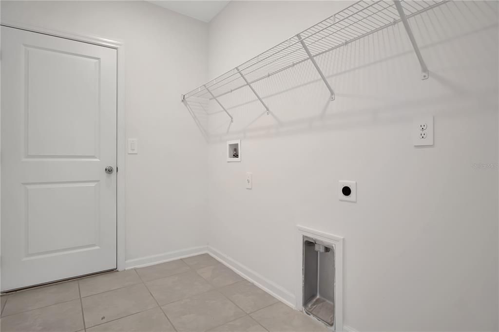 For Rent: $1,750 (3 beds, 2 baths, 1552 Square Feet)