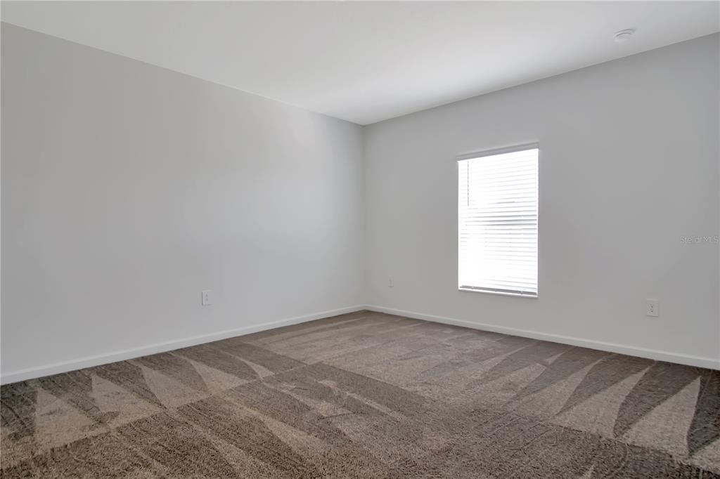 For Rent: $1,750 (3 beds, 2 baths, 1552 Square Feet)