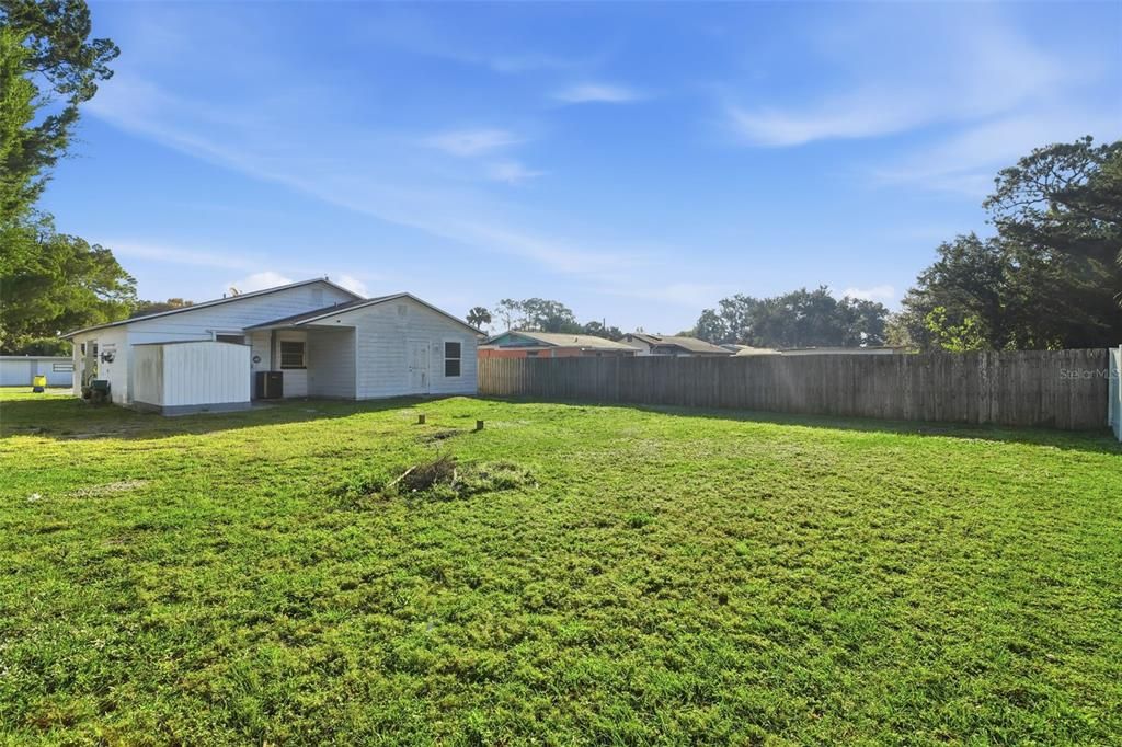 For Sale: $179,900 (3 beds, 2 baths, 944 Square Feet)