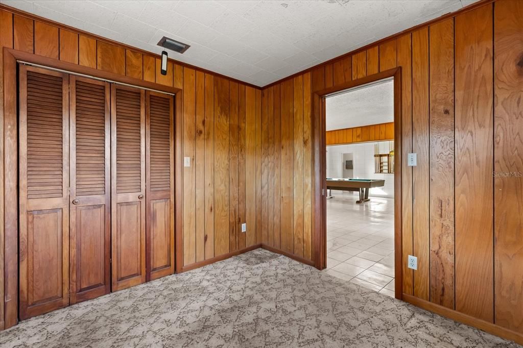 For Sale: $490,000 (4 beds, 2 baths, 2320 Square Feet)