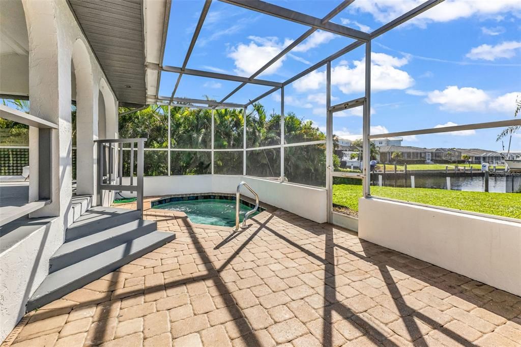 For Rent: $2,850 (3 beds, 2 baths, 2044 Square Feet)