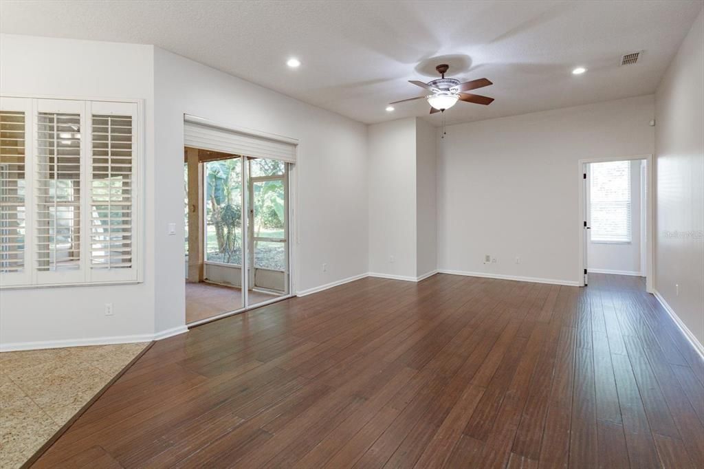 For Sale: $599,000 (4 beds, 3 baths, 2580 Square Feet)