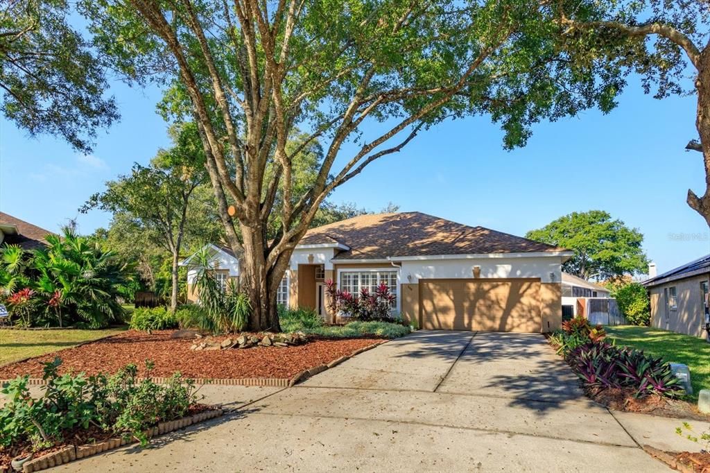 For Sale: $599,000 (4 beds, 3 baths, 2580 Square Feet)