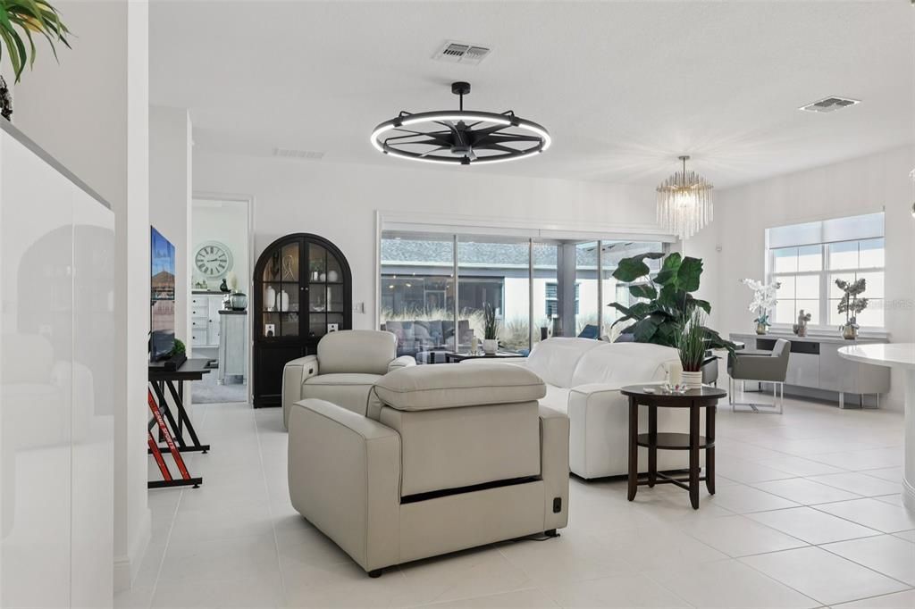 待售: $525,000 (3 贝兹, 2 浴室, 2197 平方英尺)