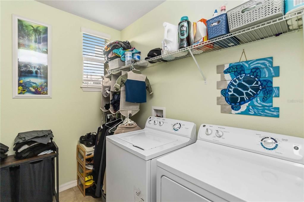 На продажу: $329,000 (3 спален, 2 ванн, 1699 Квадратных фут)