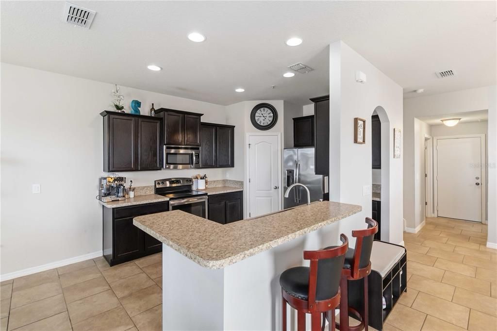 На продажу: $329,000 (3 спален, 2 ванн, 1699 Квадратных фут)