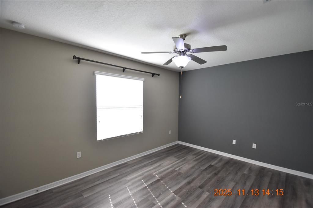 For Rent: $2,195 (3 beds, 2 baths, 1707 Square Feet)