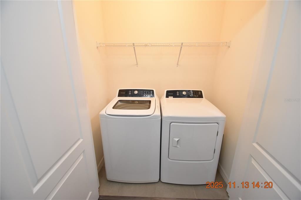 For Rent: $2,195 (3 beds, 2 baths, 1707 Square Feet)