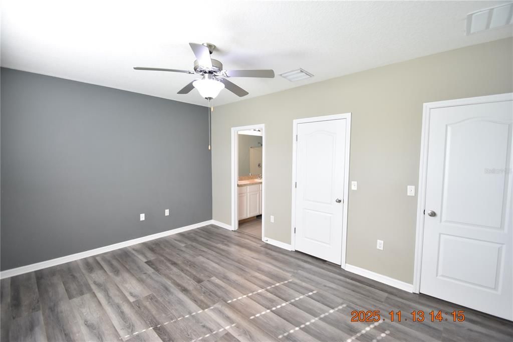 For Rent: $2,195 (3 beds, 2 baths, 1707 Square Feet)