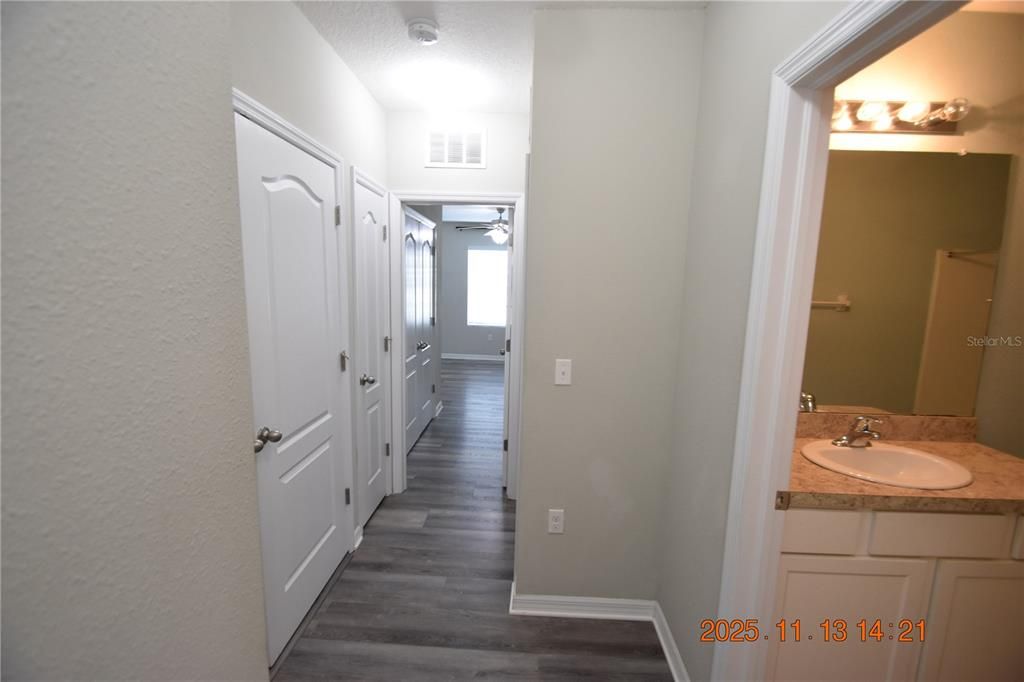 For Rent: $2,195 (3 beds, 2 baths, 1707 Square Feet)