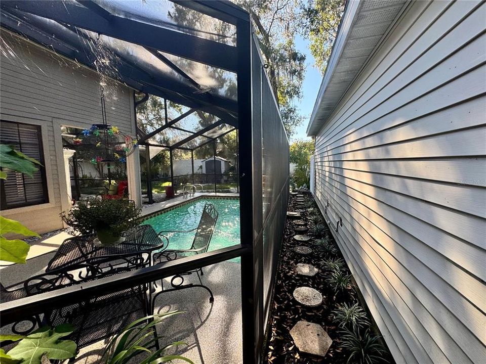 待售: $334,900 (2 贝兹, 2 浴室, 1333 平方英尺)