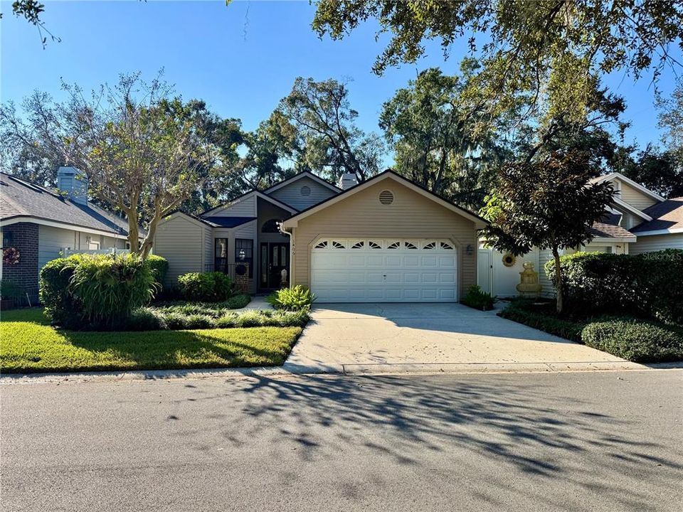 待售: $334,900 (2 贝兹, 2 浴室, 1333 平方英尺)