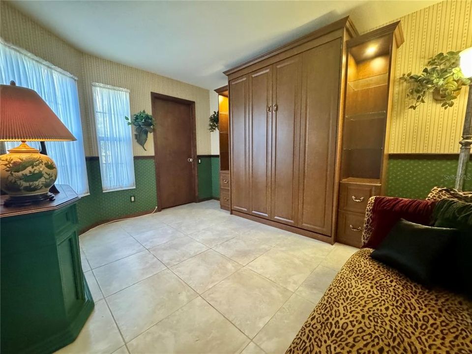 待售: $334,900 (2 贝兹, 2 浴室, 1333 平方英尺)