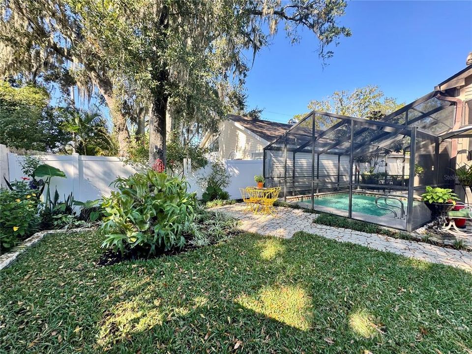 待售: $334,900 (2 贝兹, 2 浴室, 1333 平方英尺)