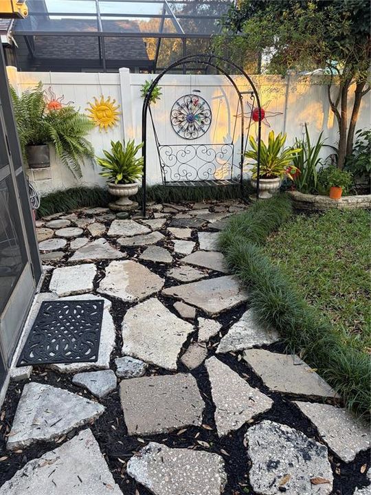 待售: $334,900 (2 贝兹, 2 浴室, 1333 平方英尺)