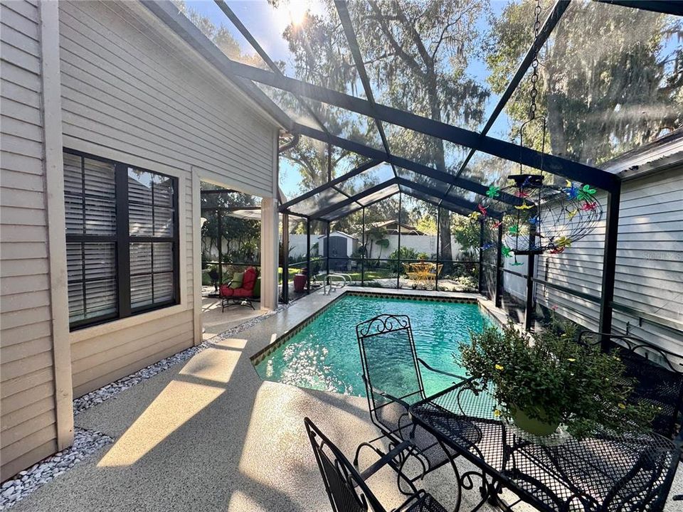 待售: $334,900 (2 贝兹, 2 浴室, 1333 平方英尺)